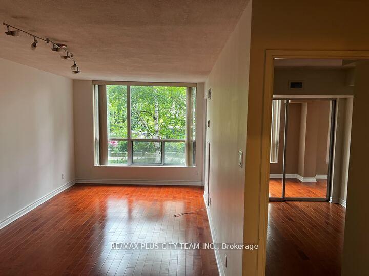 Photo 4 of Unit 206, 92 King Street E, Toronto, Church-Yonge Corridor — HOMEH