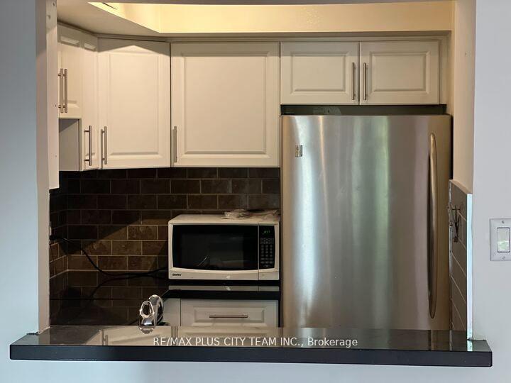 Photo 8 of Unit 206, 92 King Street E, Toronto, Church-Yonge Corridor — HOMEH