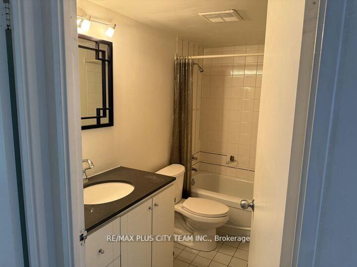 Photo 19 of Unit 206, 92 King Street E, Toronto, Church-Yonge Corridor — HOMEH