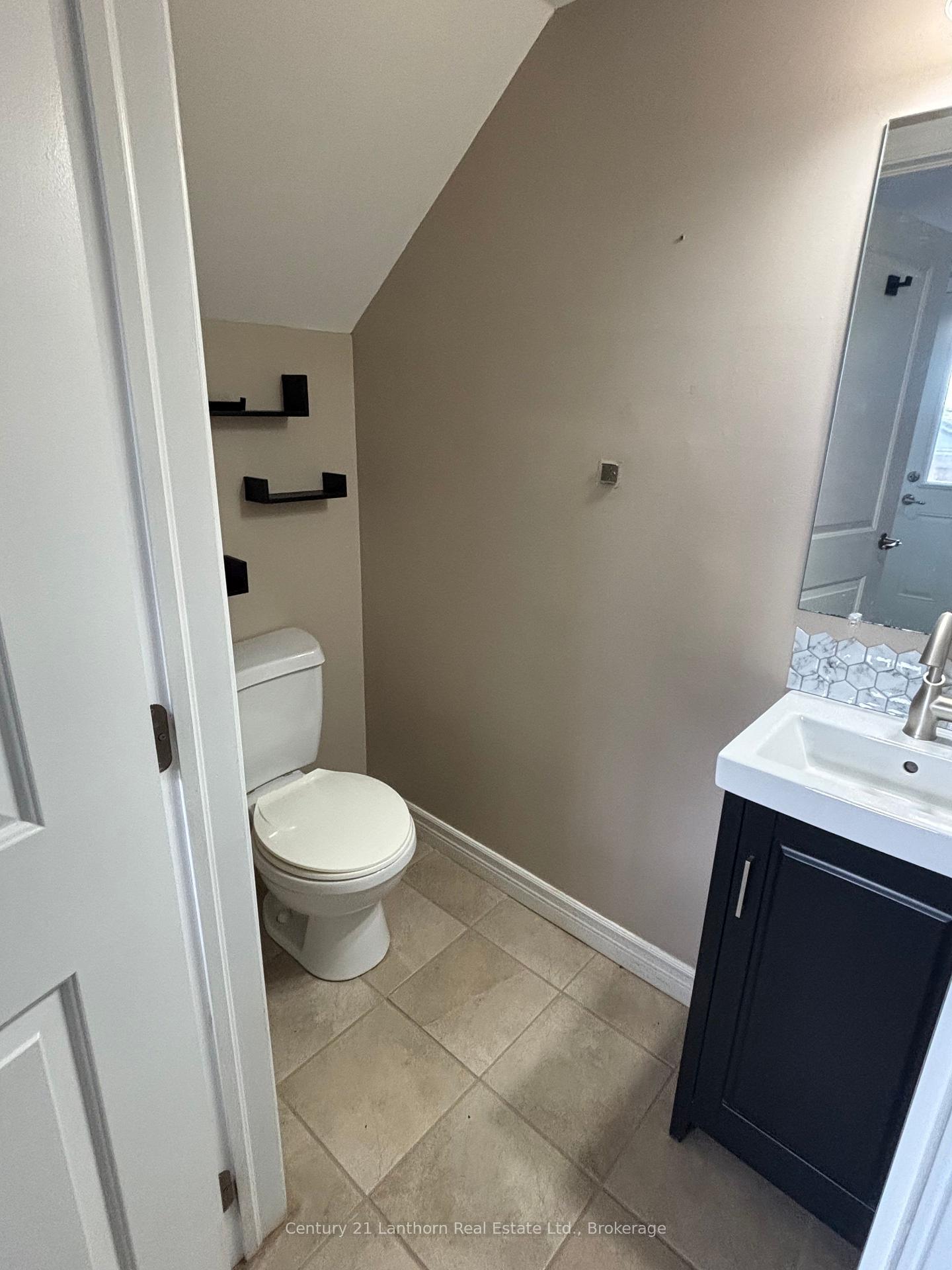 Photo 12 of 5 Diverbelt Drive, Prince Edward County, Hallowell Ward — HOMEH
