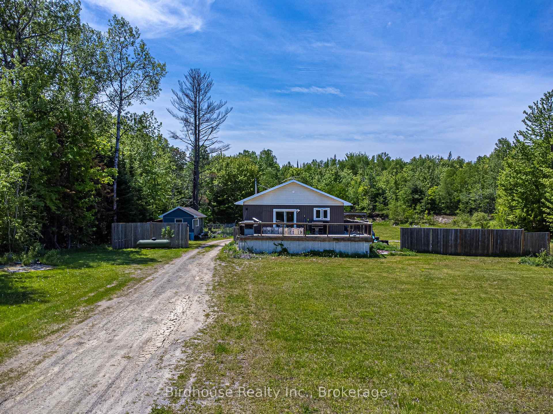 Photo of 3399 Gelert Road