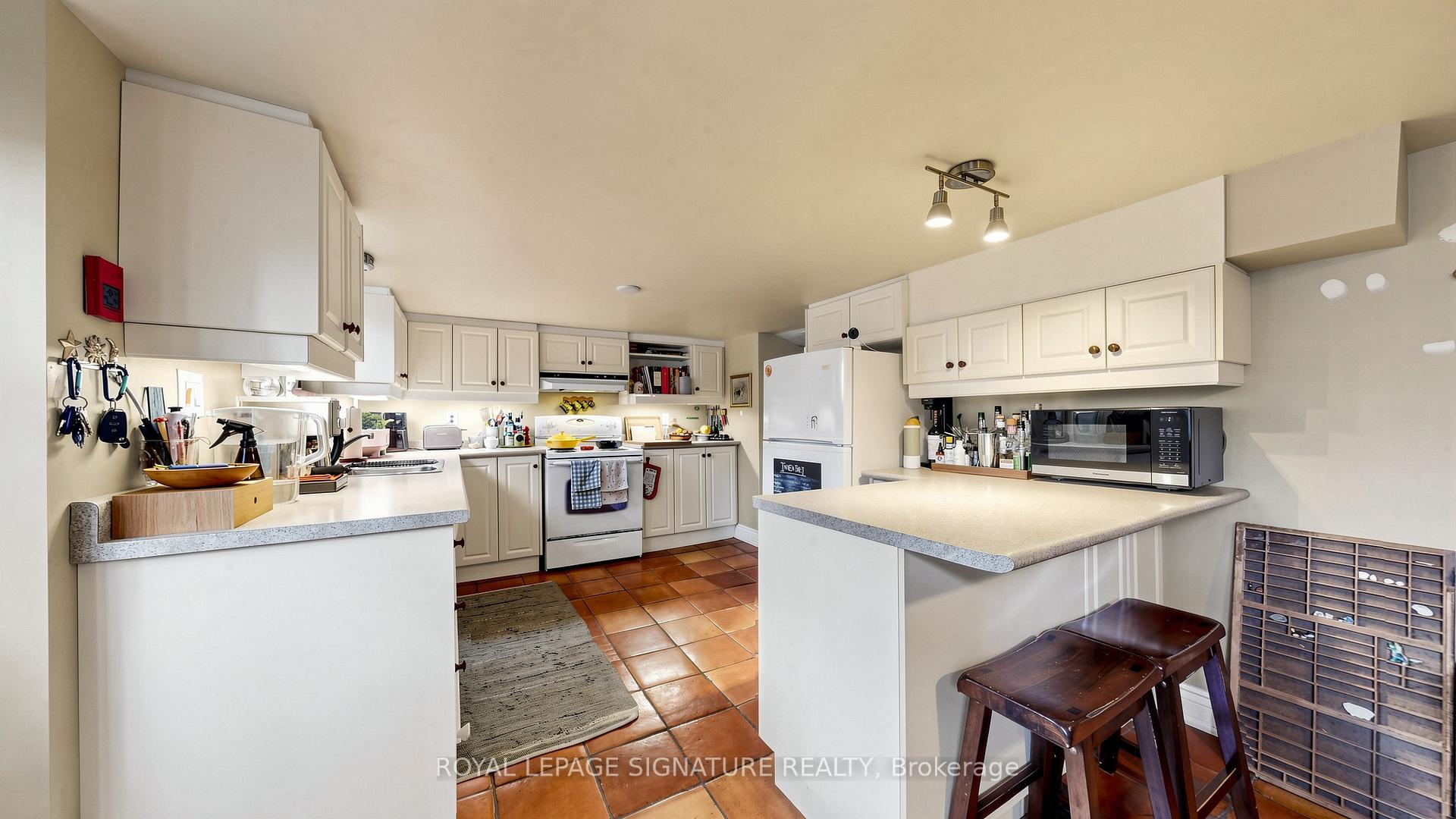 Photo 27 of 132 Marion Street, Toronto, Roncesvalles — HOMEH