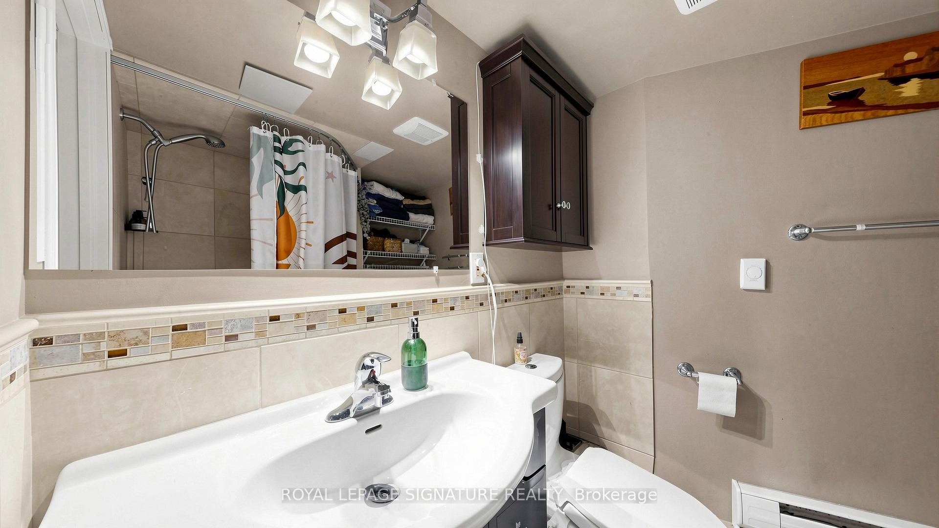 Photo 30 of 132 Marion Street, Toronto, Roncesvalles — HOMEH