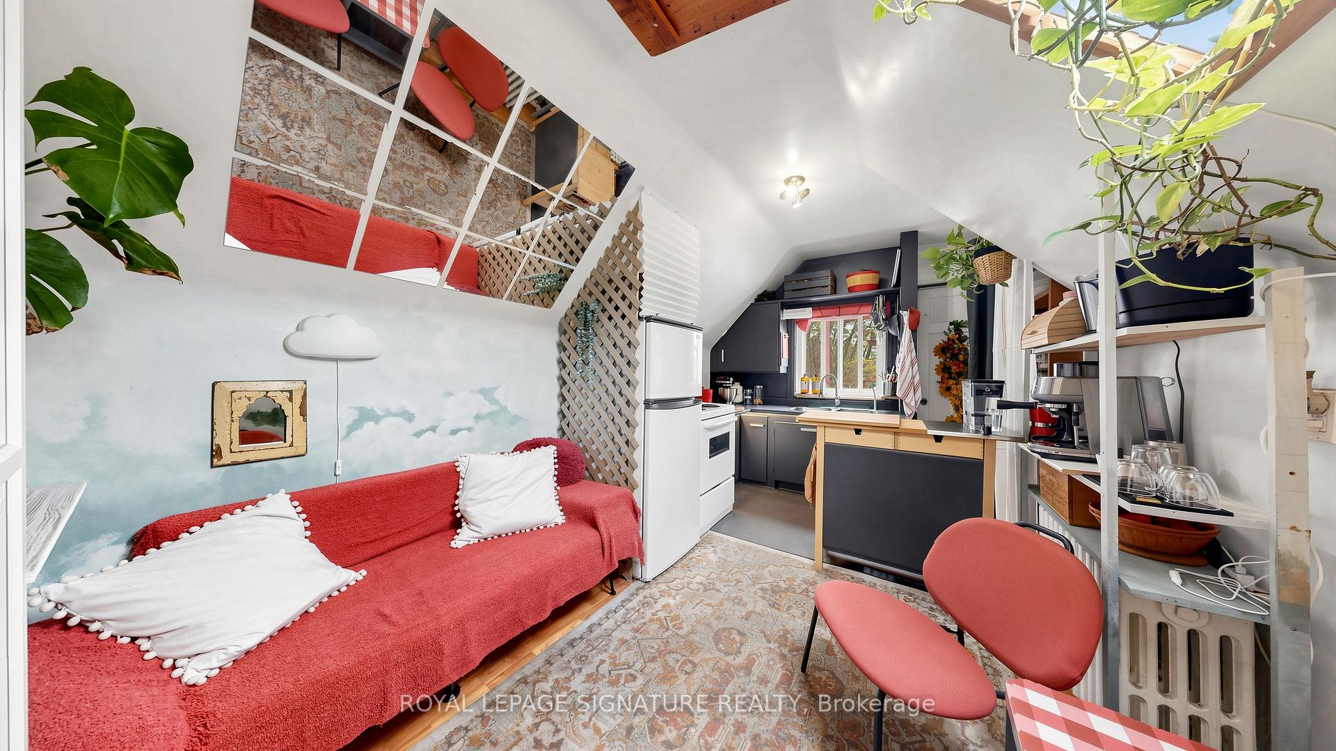 Photo 39 of 132 Marion Street, Toronto, Roncesvalles — HOMEH