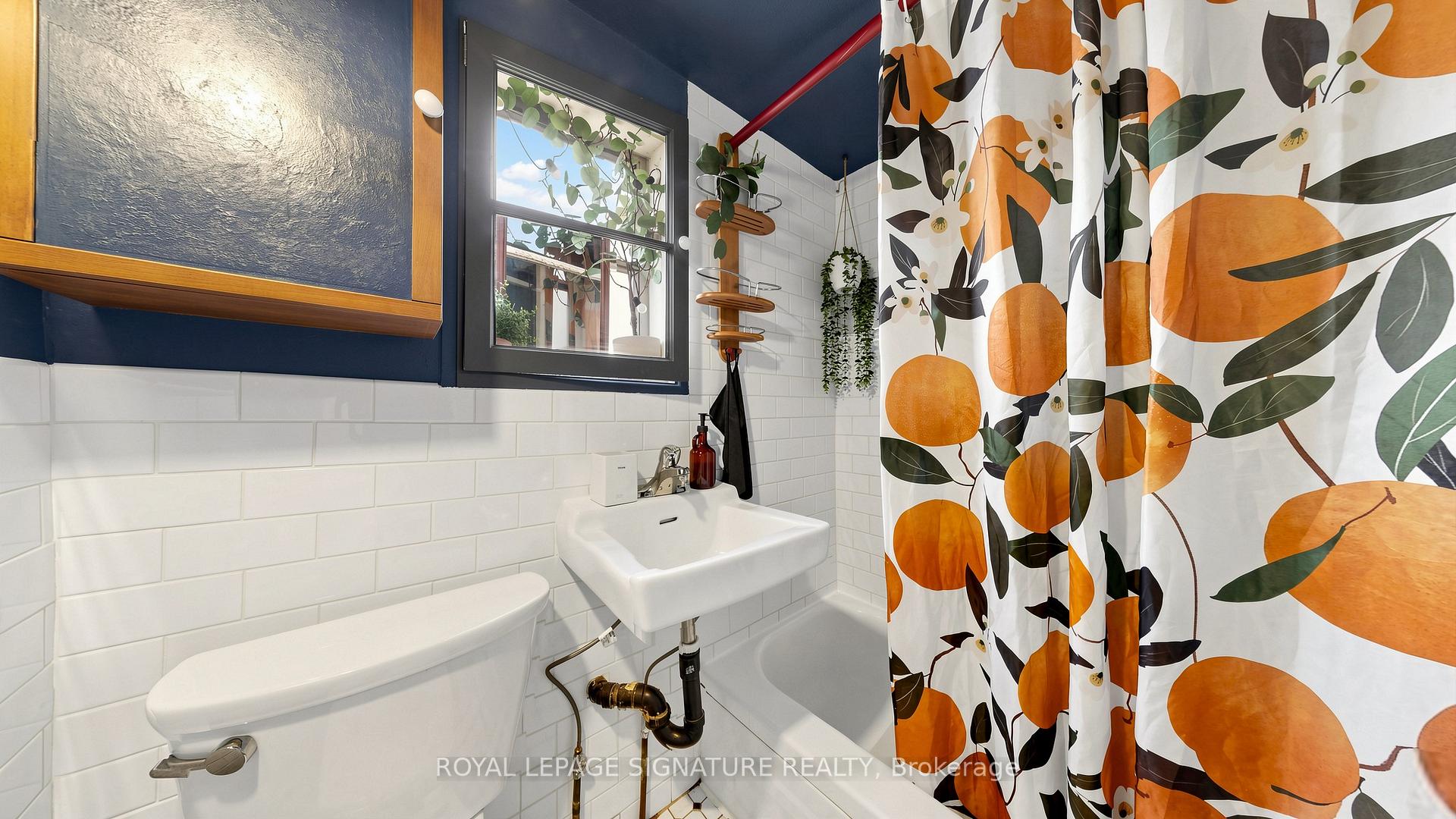 Photo 45 of 132 Marion Street, Toronto, Roncesvalles — HOMEH