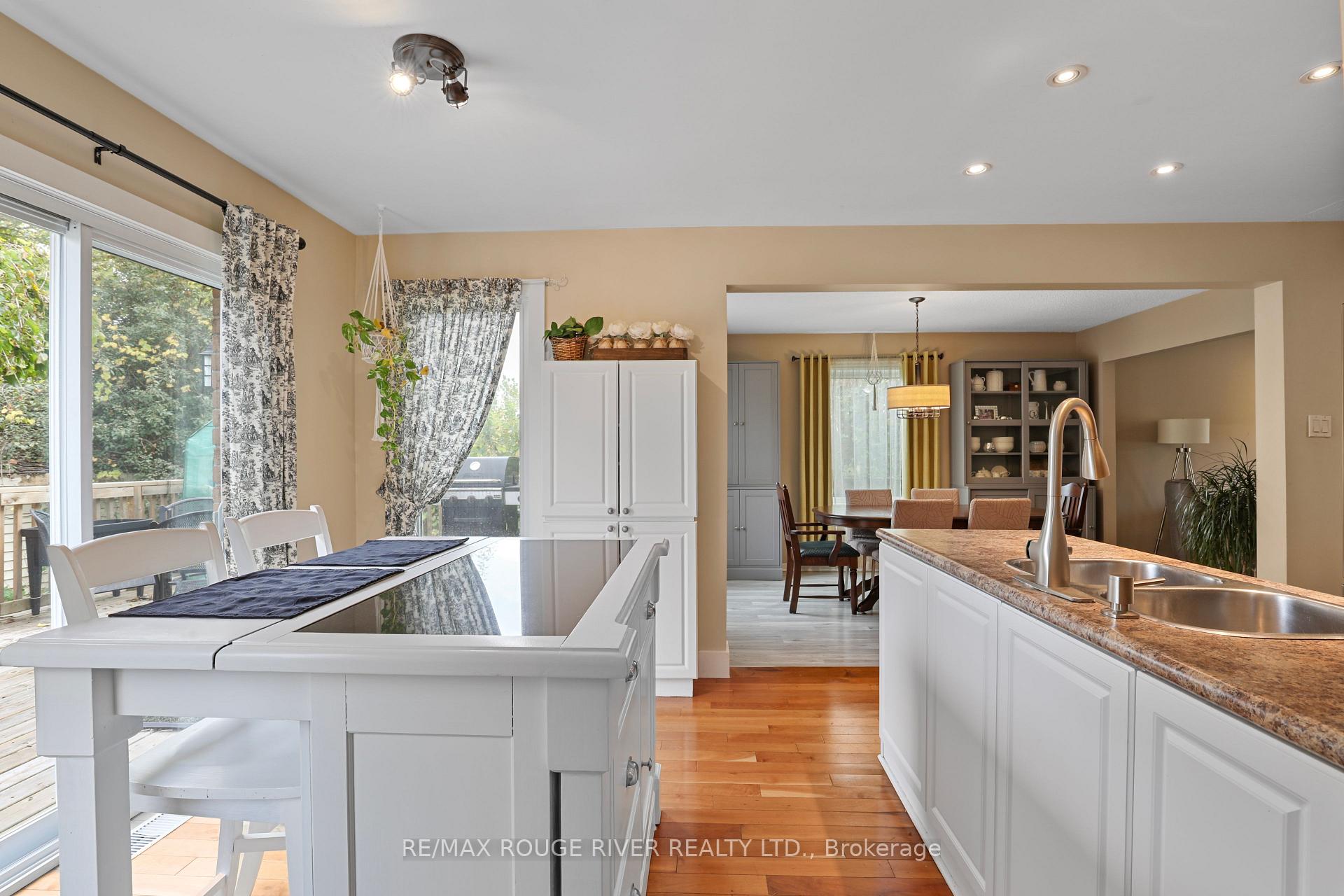 Photo 14 of 648 Cognac Crescent, Pickering, Amberlea — HOMEH