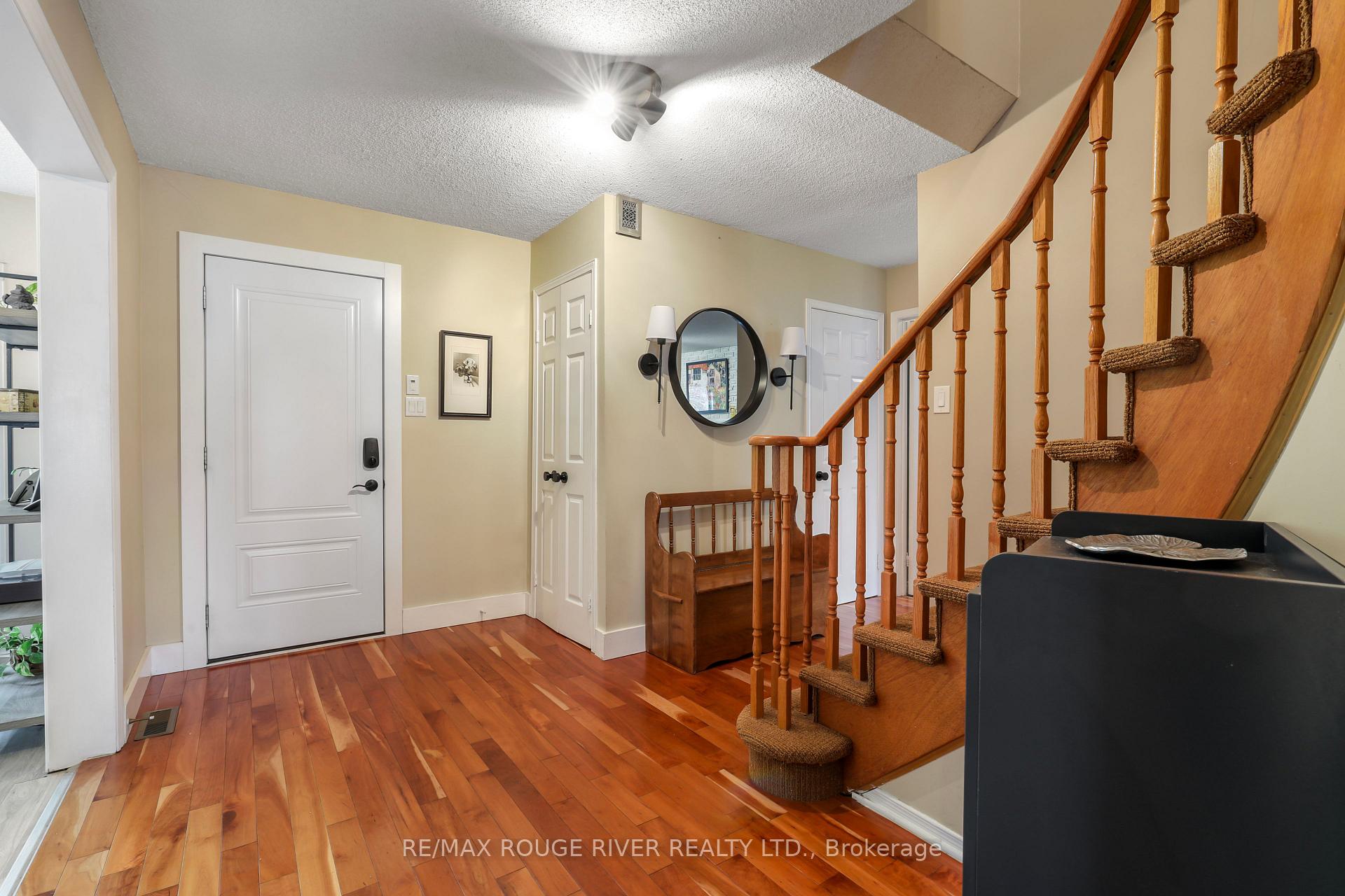 Photo 24 of 648 Cognac Crescent, Pickering, Amberlea — HOMEH