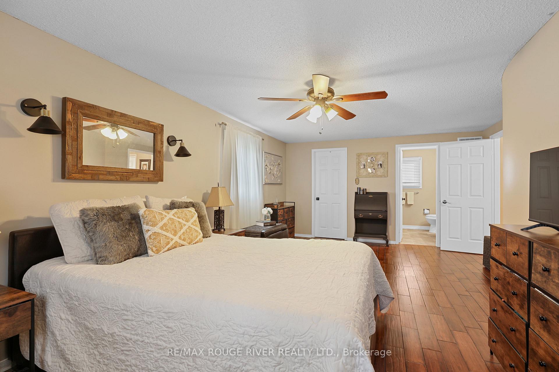 Photo 25 of 648 Cognac Crescent, Pickering, Amberlea — HOMEH