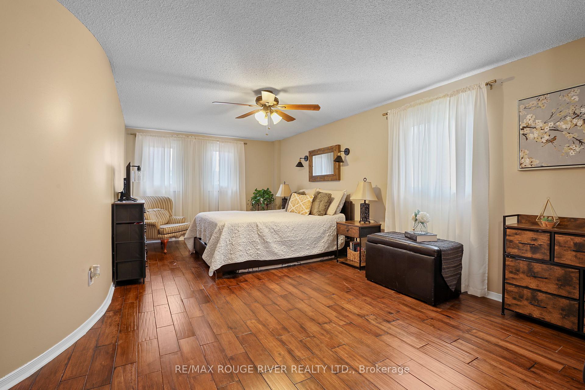 Photo 26 of 648 Cognac Crescent, Pickering, Amberlea — HOMEH