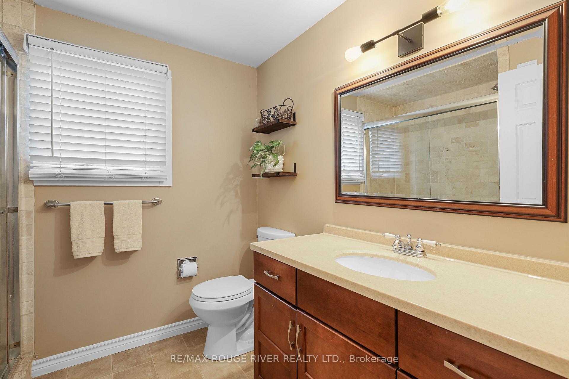 Photo 27 of 648 Cognac Crescent, Pickering, Amberlea — HOMEH