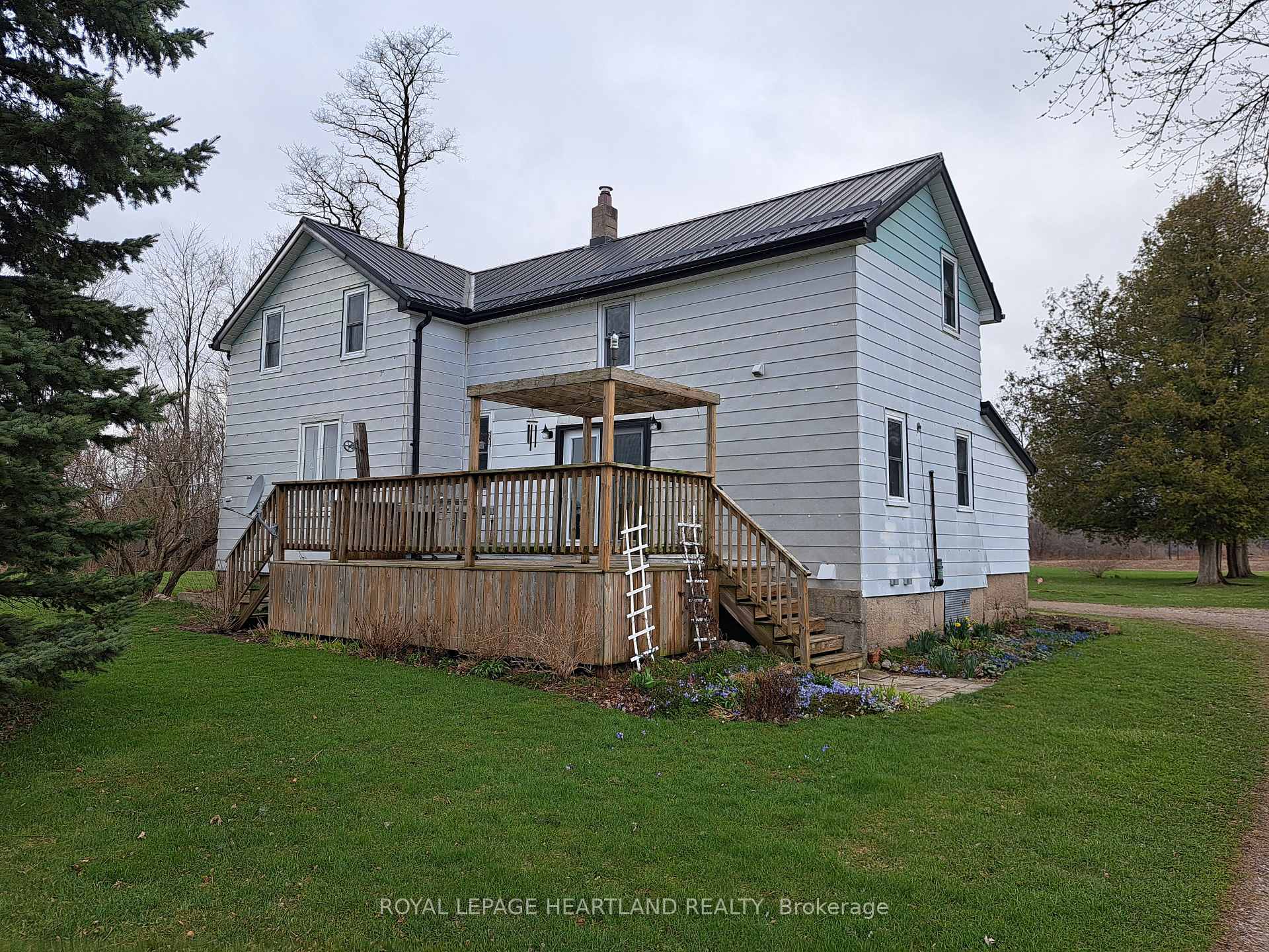 Photo 2 of 39132 Mount Carmel Drive, South Huron, Stephen — HOMEH