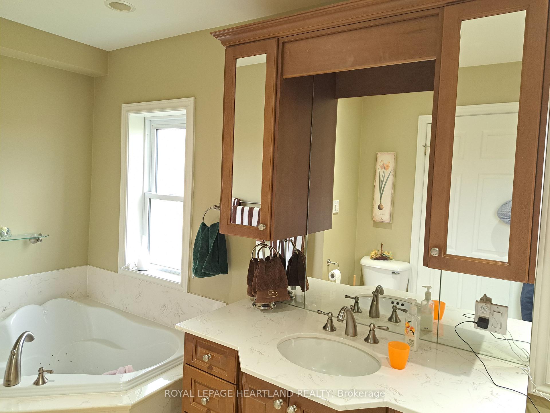 Photo 18 of 39132 Mount Carmel Drive, South Huron, Stephen — HOMEH