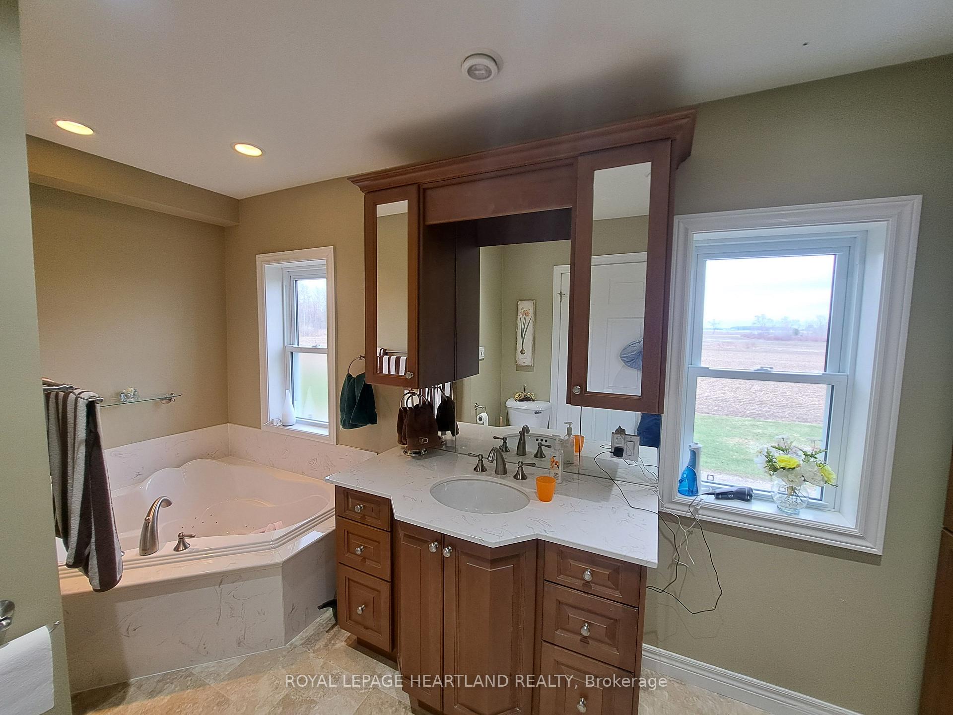 Photo 19 of 39132 Mount Carmel Drive, South Huron, Stephen — HOMEH