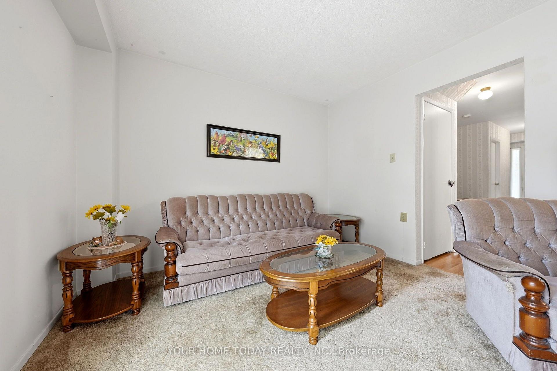 Photo 15 of 7 Greenore Crescent, Halton Hills, Acton — HOMEH