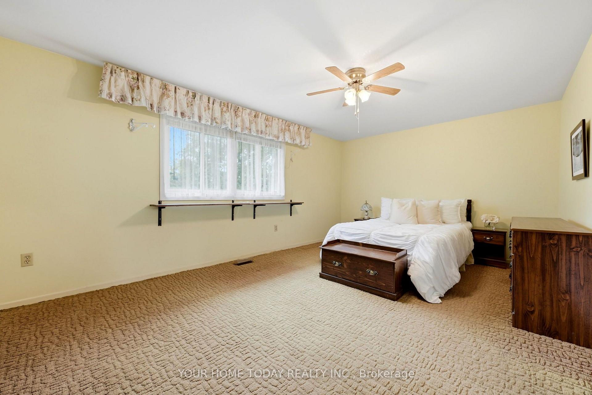 Photo 18 of 7 Greenore Crescent, Halton Hills, Acton — HOMEH