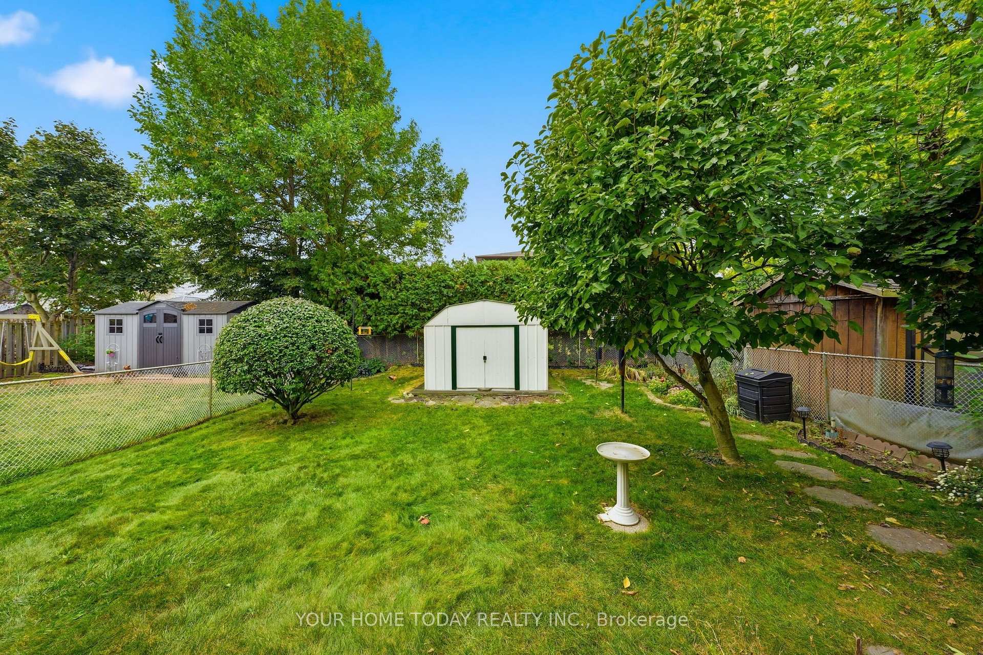 Photo 25 of 7 Greenore Crescent, Halton Hills, Acton — HOMEH