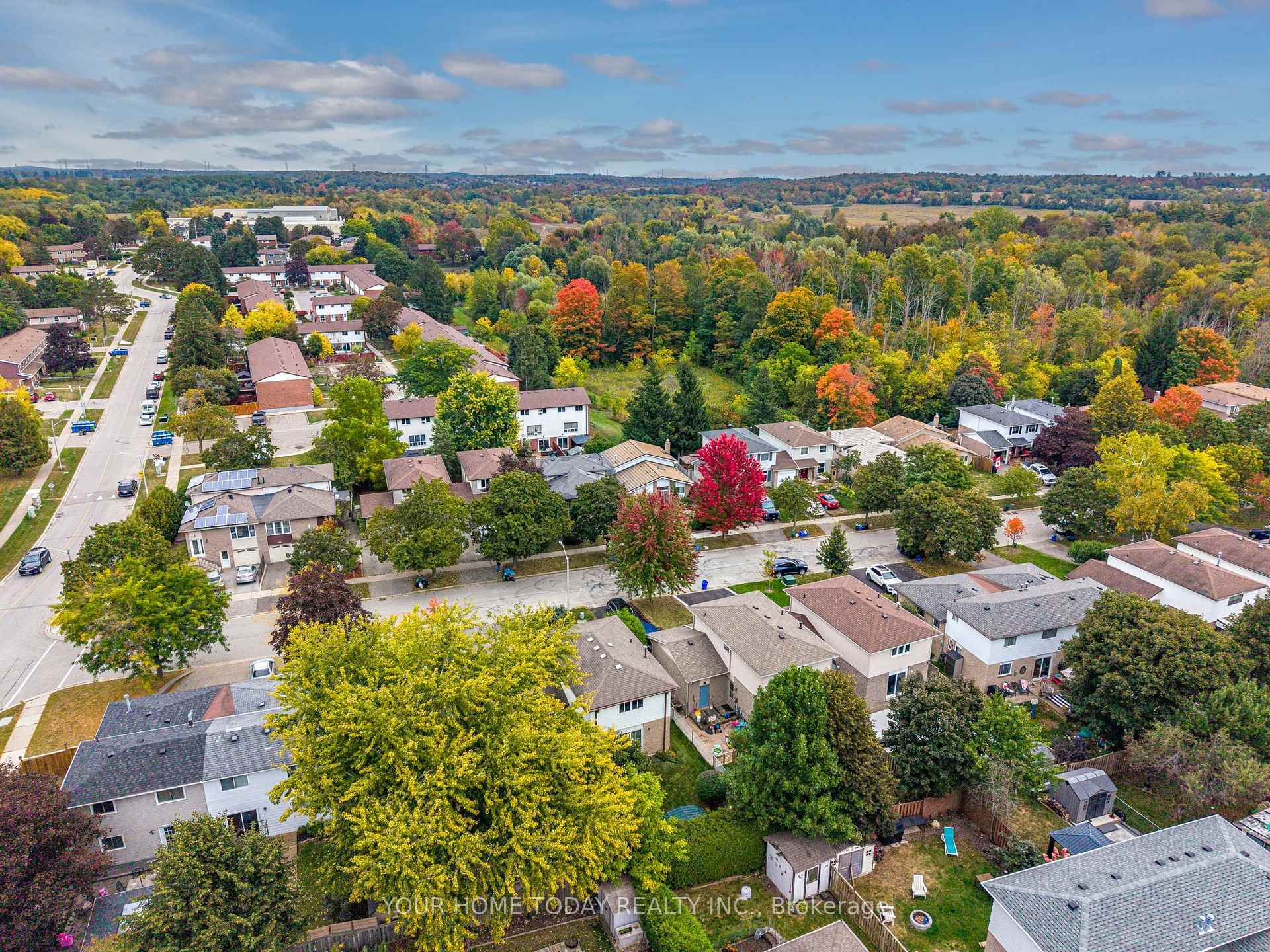 Photo 35 of 7 Greenore Crescent, Halton Hills, Acton — HOMEH
