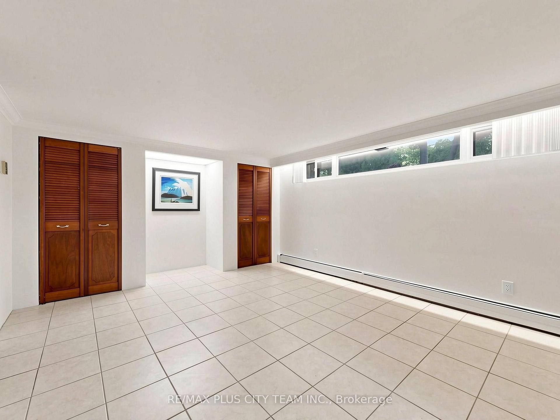 Photo 37 of 16 Holford Crescent, Scarborough, Tam O'Shanter-Sullivan — HOMEH