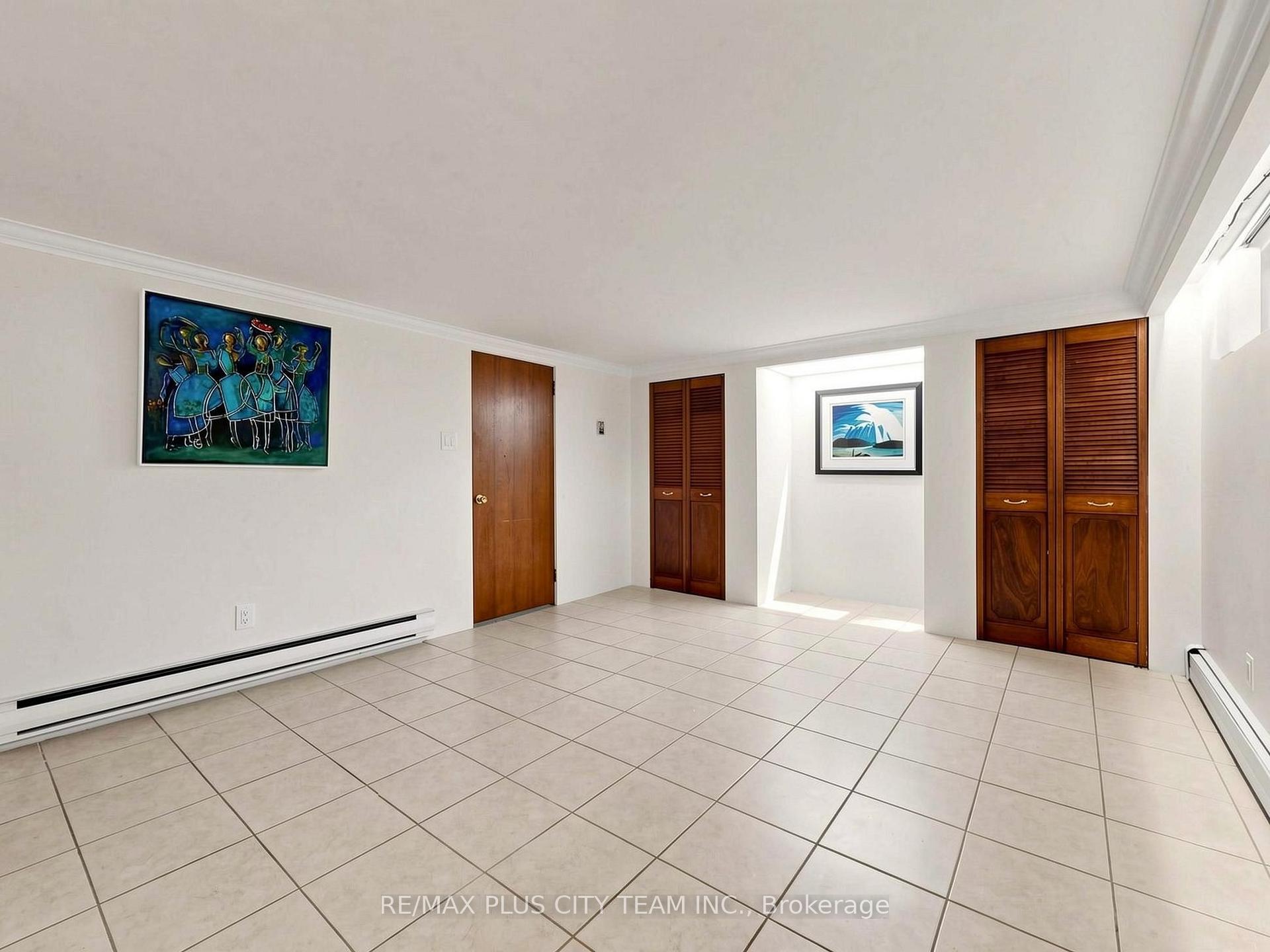 Photo 38 of 16 Holford Crescent, Scarborough, Tam O'Shanter-Sullivan — HOMEH