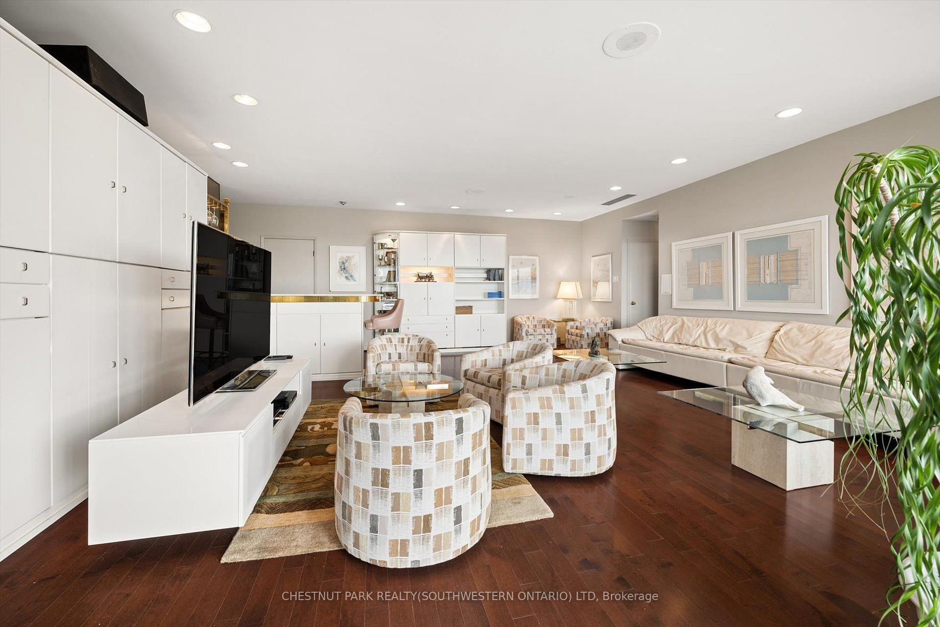 Photo 15 of Unit PH9, 265 Westcourt Place, Waterloo, Downtown Waterloo — HOMEH
