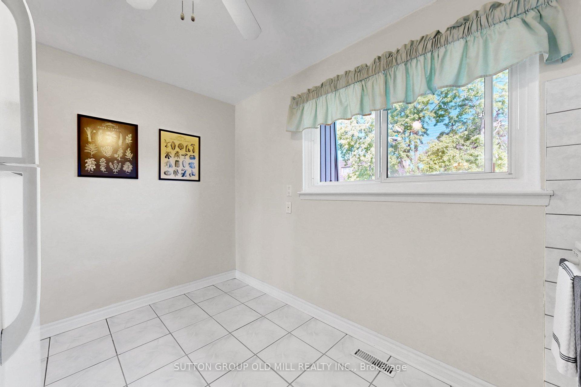Photo 20 of 96 Darras Court, Brampton, Southgate — HOMEH