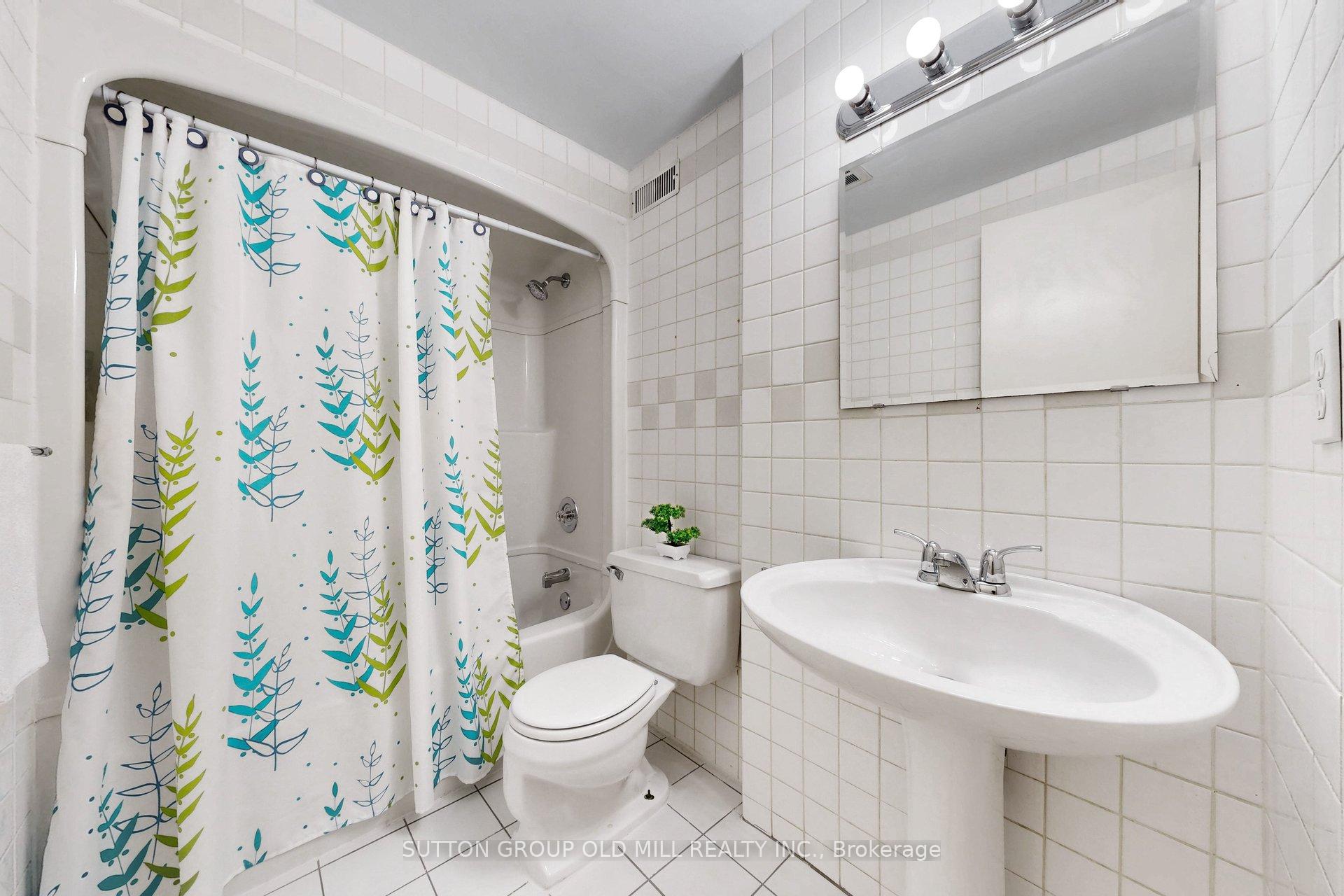 Photo 28 of 96 Darras Court, Brampton, Southgate — HOMEH
