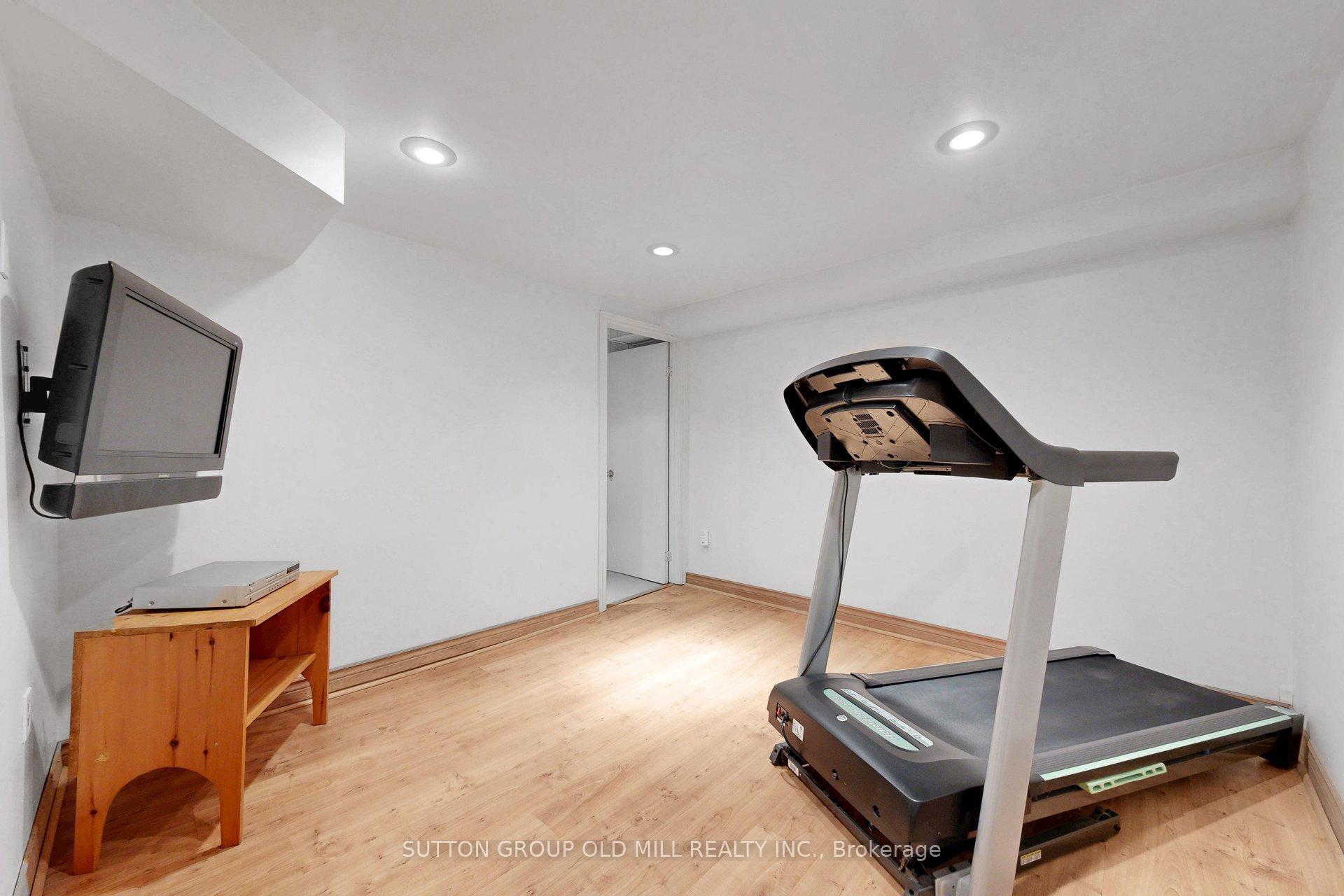Photo 32 of 96 Darras Court, Brampton, Southgate — HOMEH