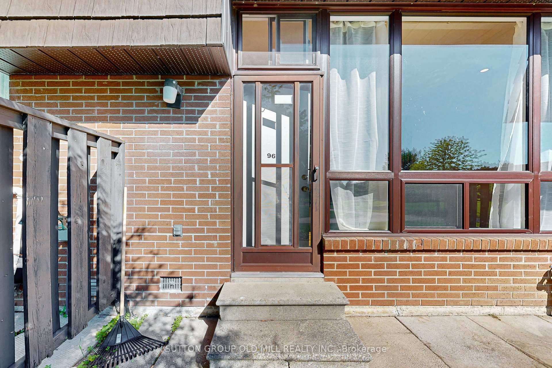 Photo 37 of 96 Darras Court, Brampton, Southgate — HOMEH