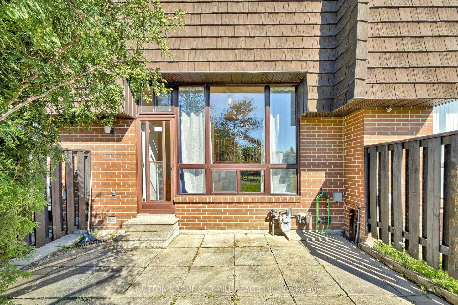 Photo 39 of 96 Darras Court, Brampton, Southgate — HOMEH