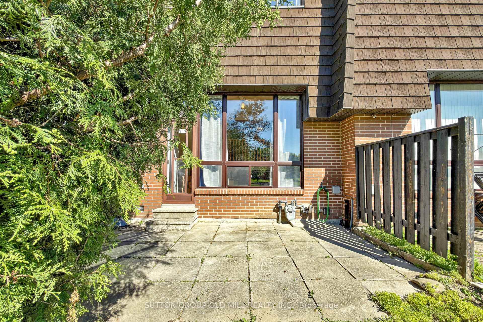 Photo 43 of 96 Darras Court, Brampton, Southgate — HOMEH