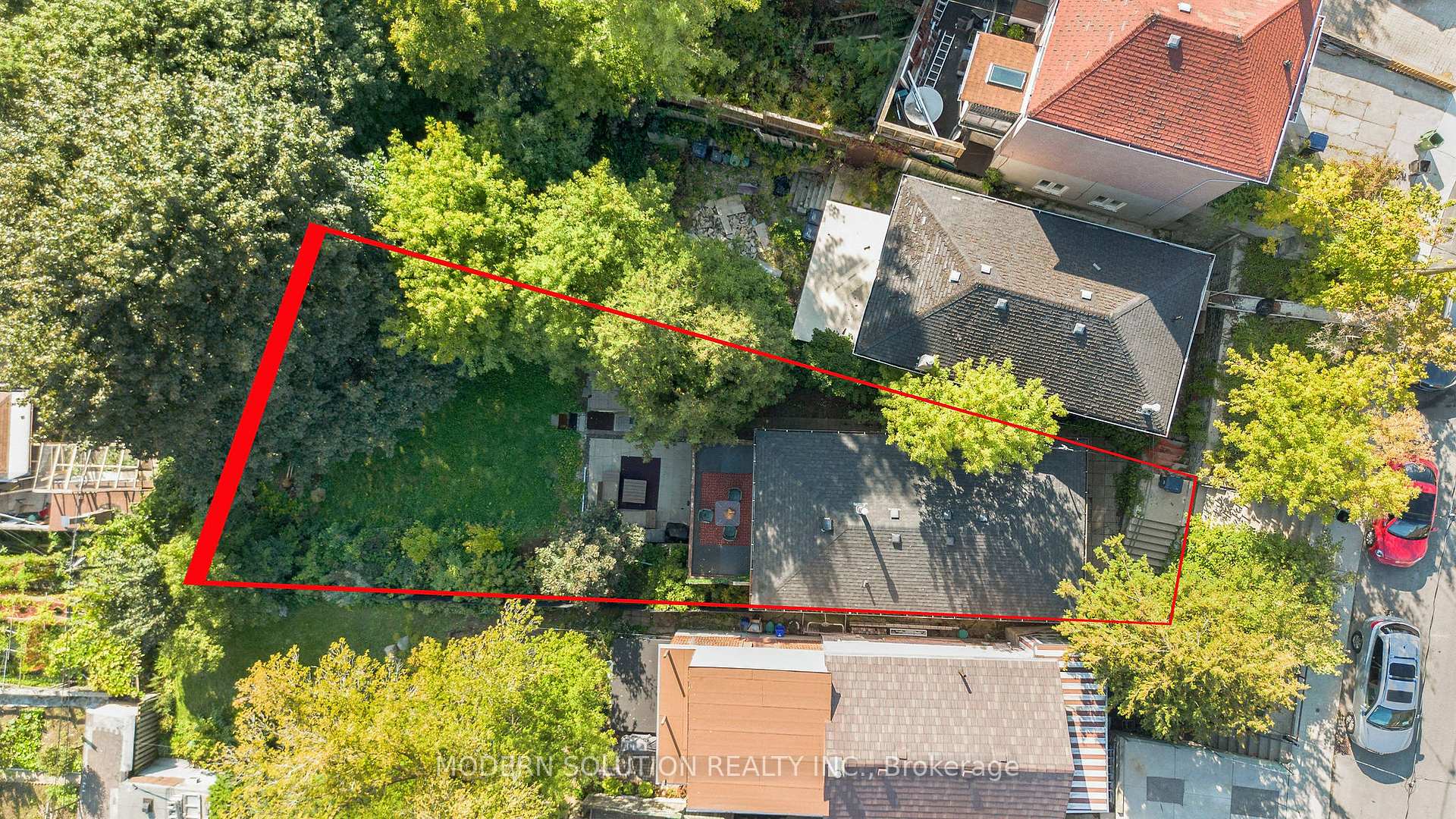 Photo 4 of 5A Dynevor Road, Toronto, Caledonia-Fairbank — HOMEH