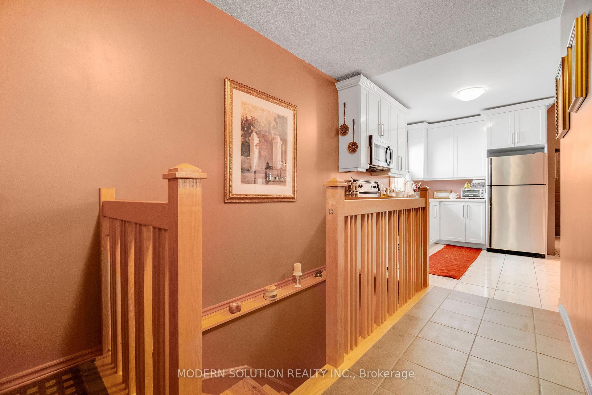 Photo 27 of 5A Dynevor Road, Toronto, Caledonia-Fairbank — HOMEH