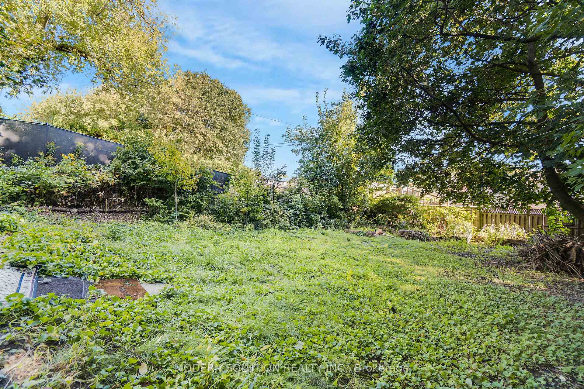 Photo 37 of 5A Dynevor Road, Toronto, Caledonia-Fairbank — HOMEH