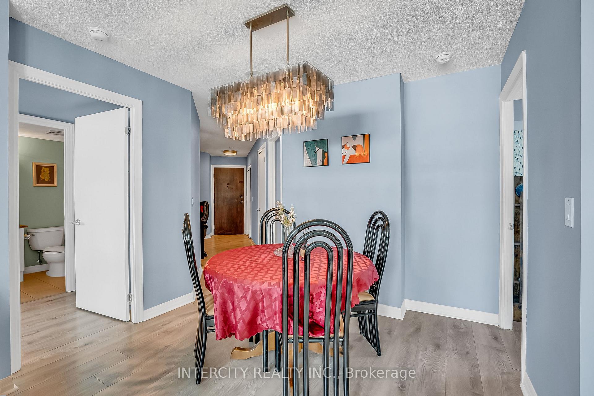 Photo 10 of Unit 1010, 12 Yonge Street, Toronto, Waterfront Communities — HOMEH