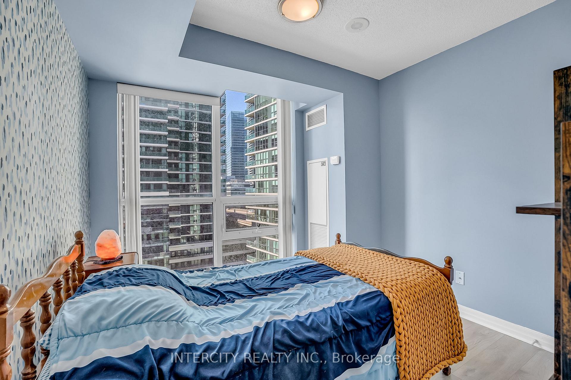 Photo 28 of Unit 1010, 12 Yonge Street, Toronto, Waterfront Communities — HOMEH