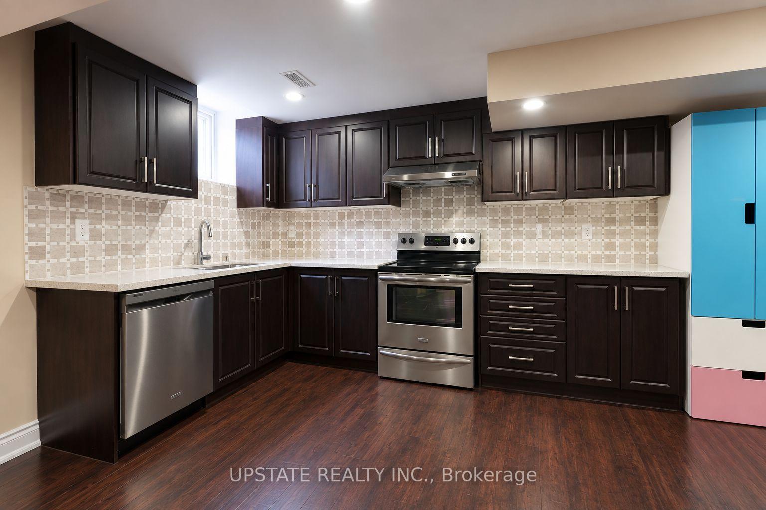 Photo 4 of Unit (Basement), 8 Sage Meadow Crescent, Brampton, Credit Valley — HOMEH