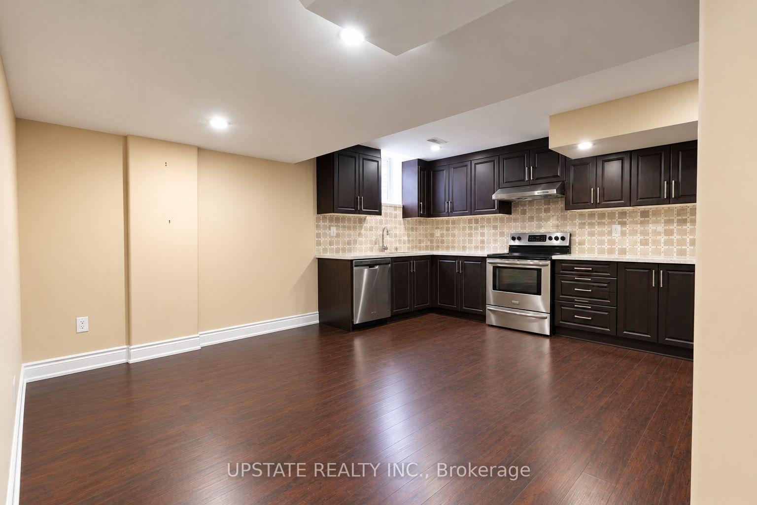 Photo 6 of Unit (Basement), 8 Sage Meadow Crescent, Brampton, Credit Valley — HOMEH