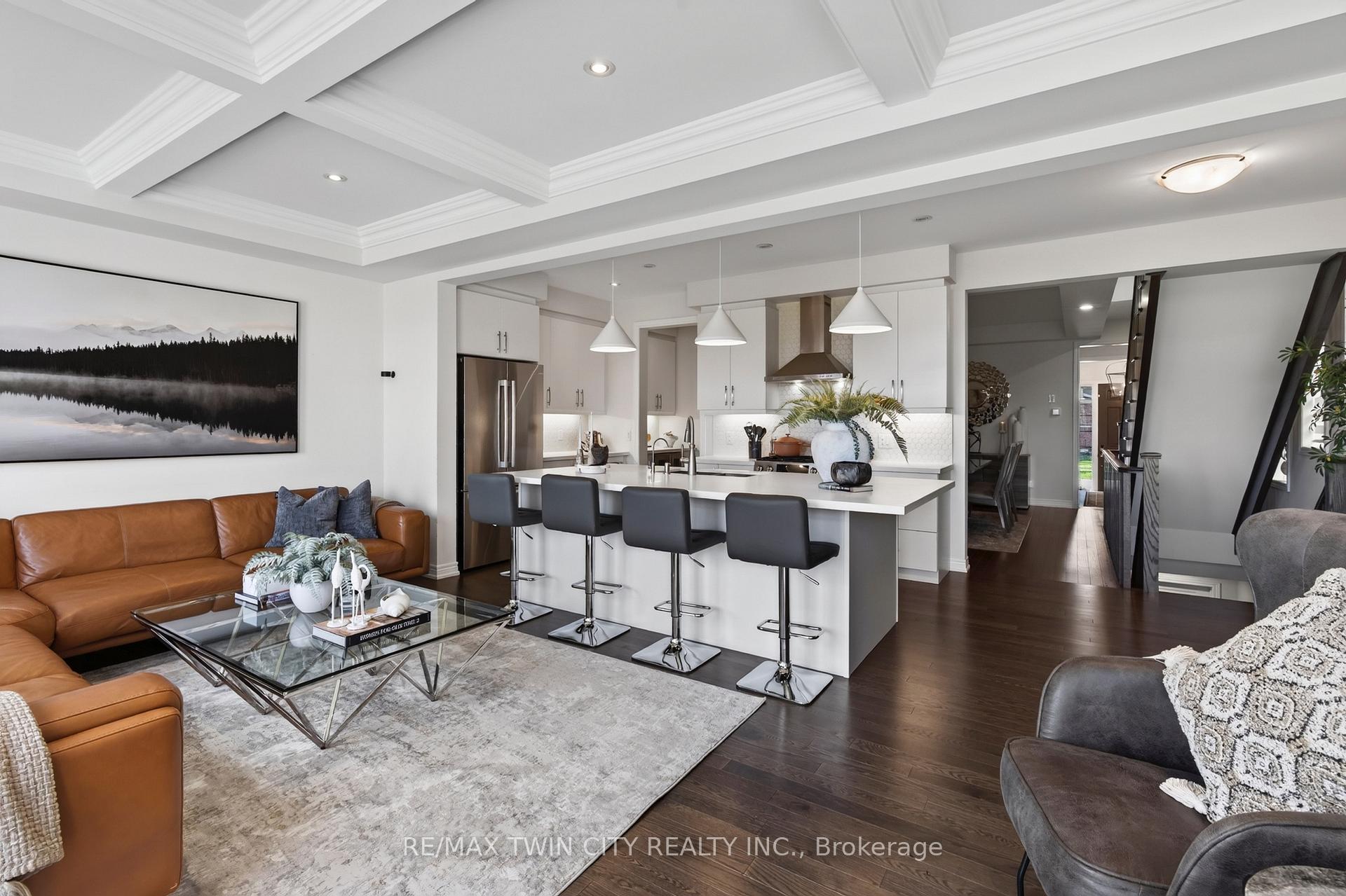 Photo 5 of 10 Reistwood Drive, Kitchener, Huron Park — HOMEH