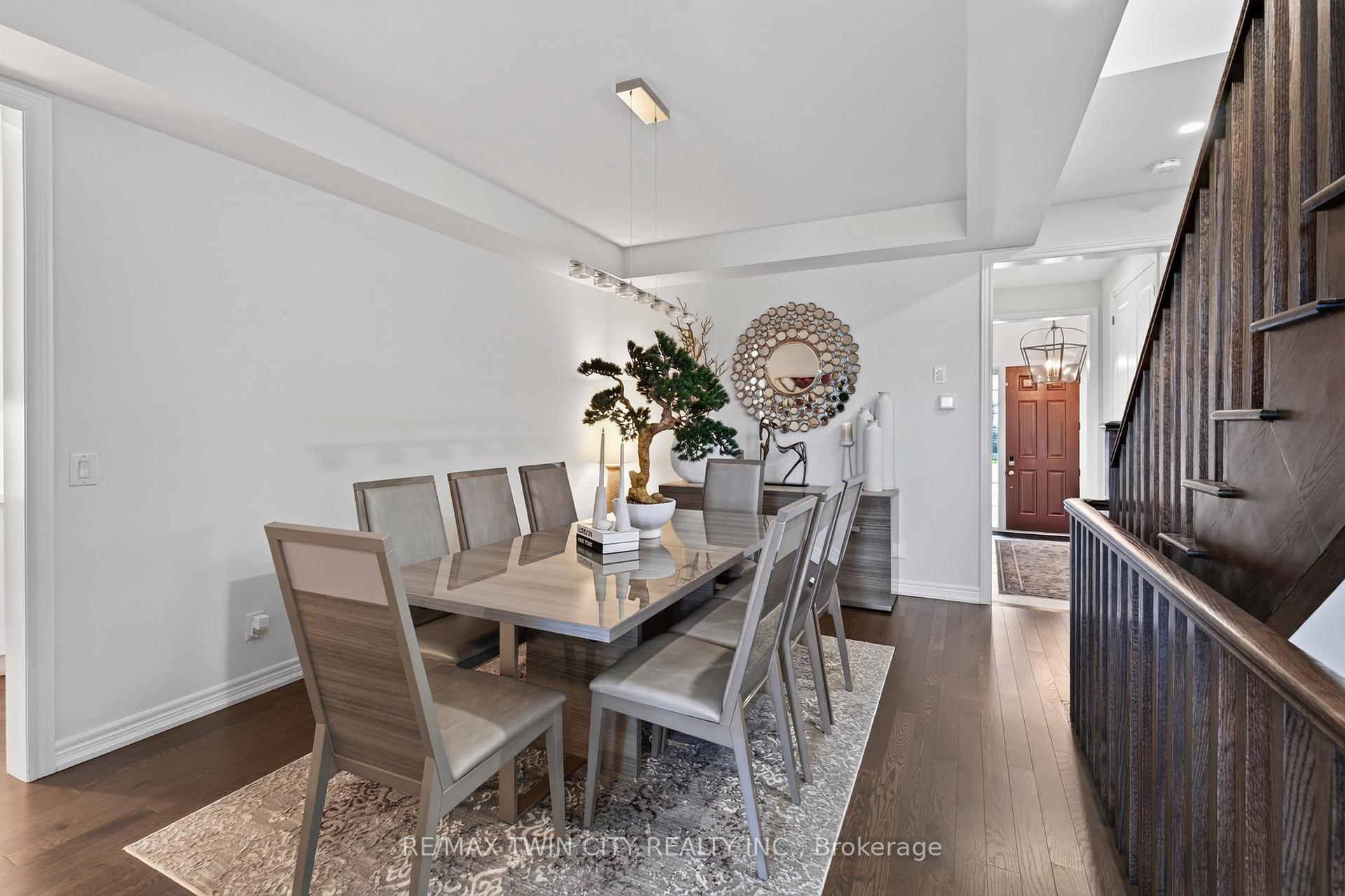 Photo 13 of 10 Reistwood Drive, Kitchener, Huron Park — HOMEH