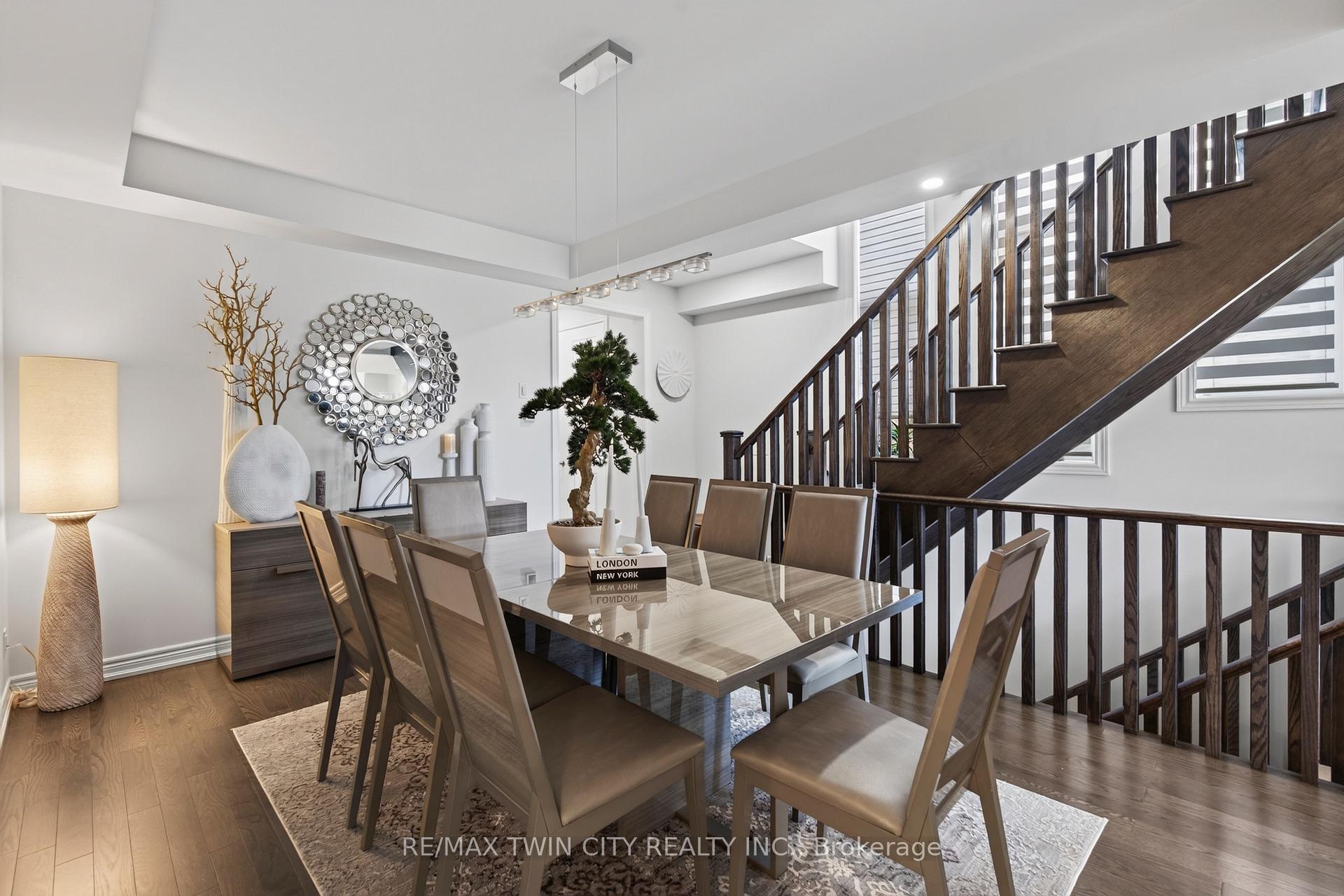 Photo 15 of 10 Reistwood Drive, Kitchener, Huron Park — HOMEH