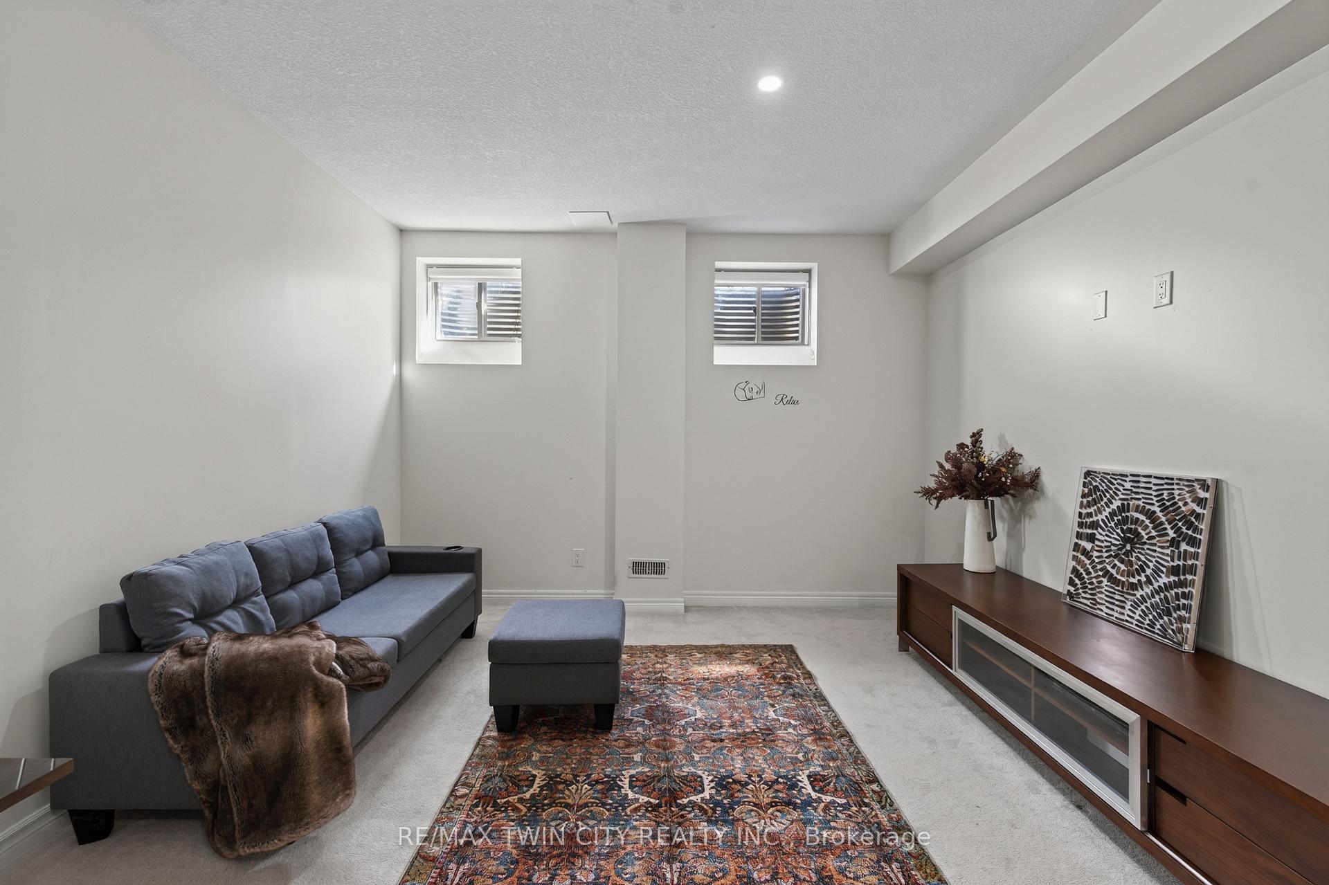 Photo 41 of 10 Reistwood Drive, Kitchener, Huron Park — HOMEH