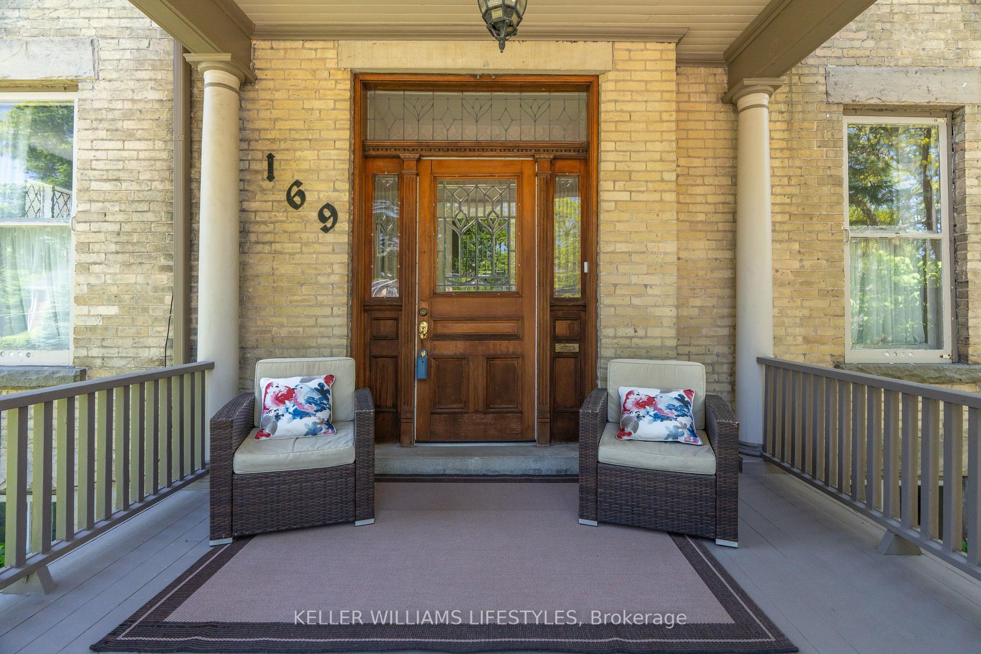Photo 3 of 169 Ridout Street S, London, South F — HOMEH