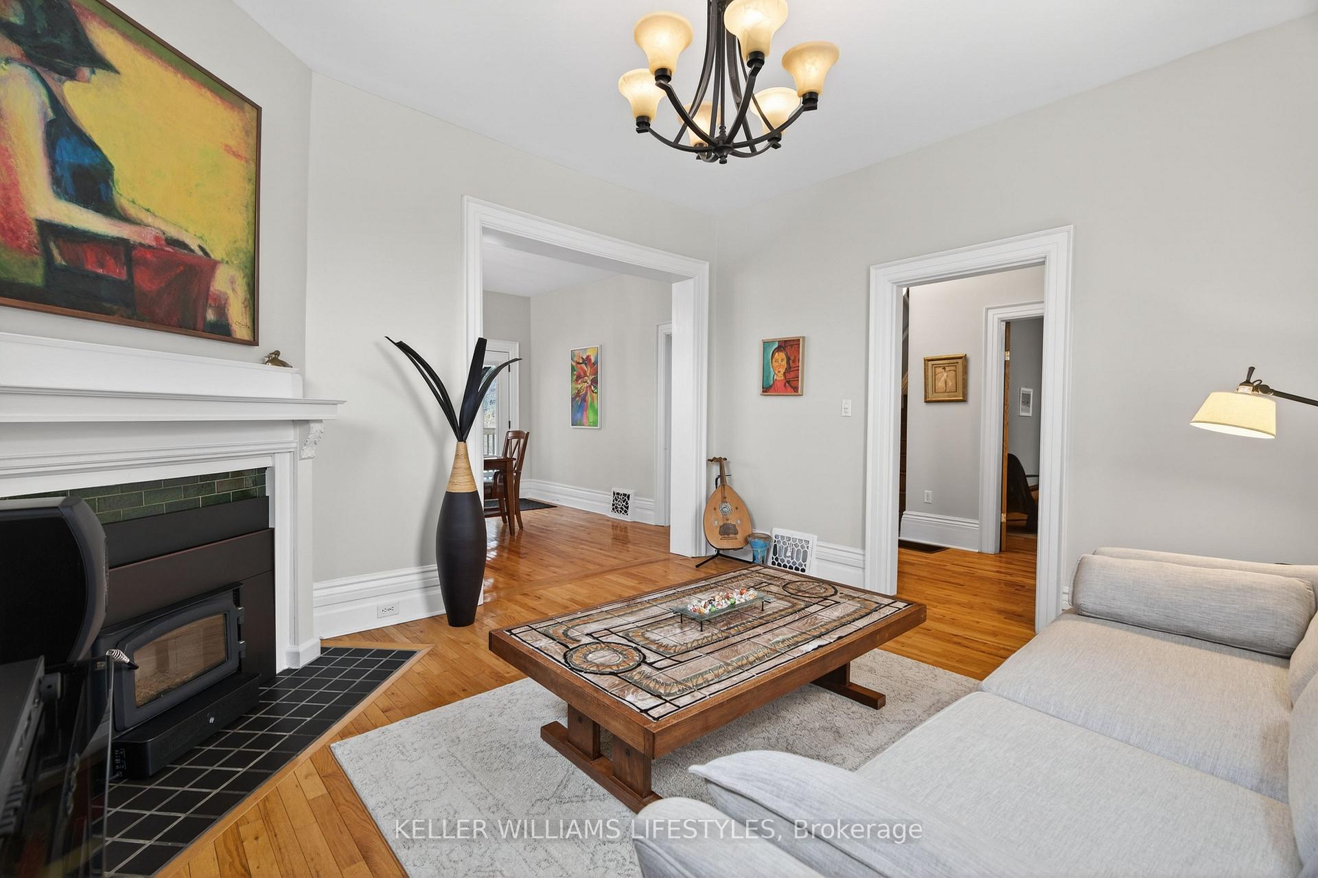 Photo 9 of 169 Ridout Street S, London, South F — HOMEH
