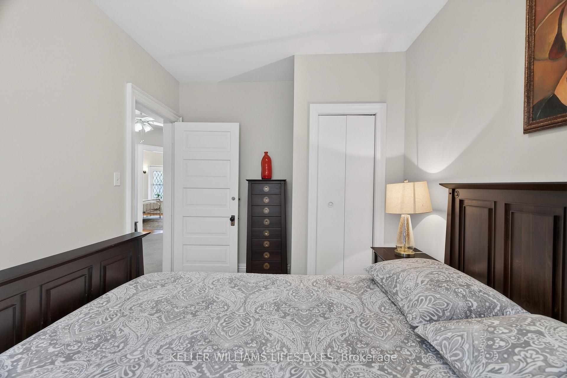 Photo 23 of 169 Ridout Street S, London, South F — HOMEH