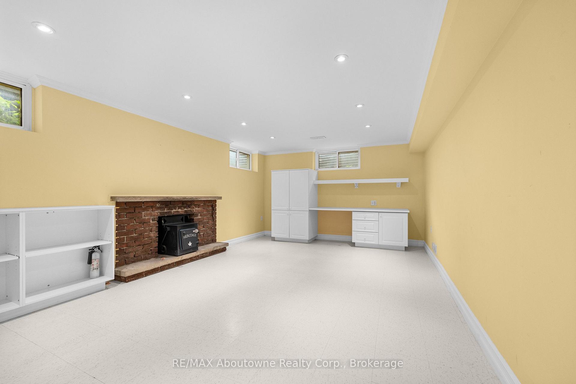 Photo 27 of 24 Valloncliffe Road, Markham, Bayview Glen — HOMEH