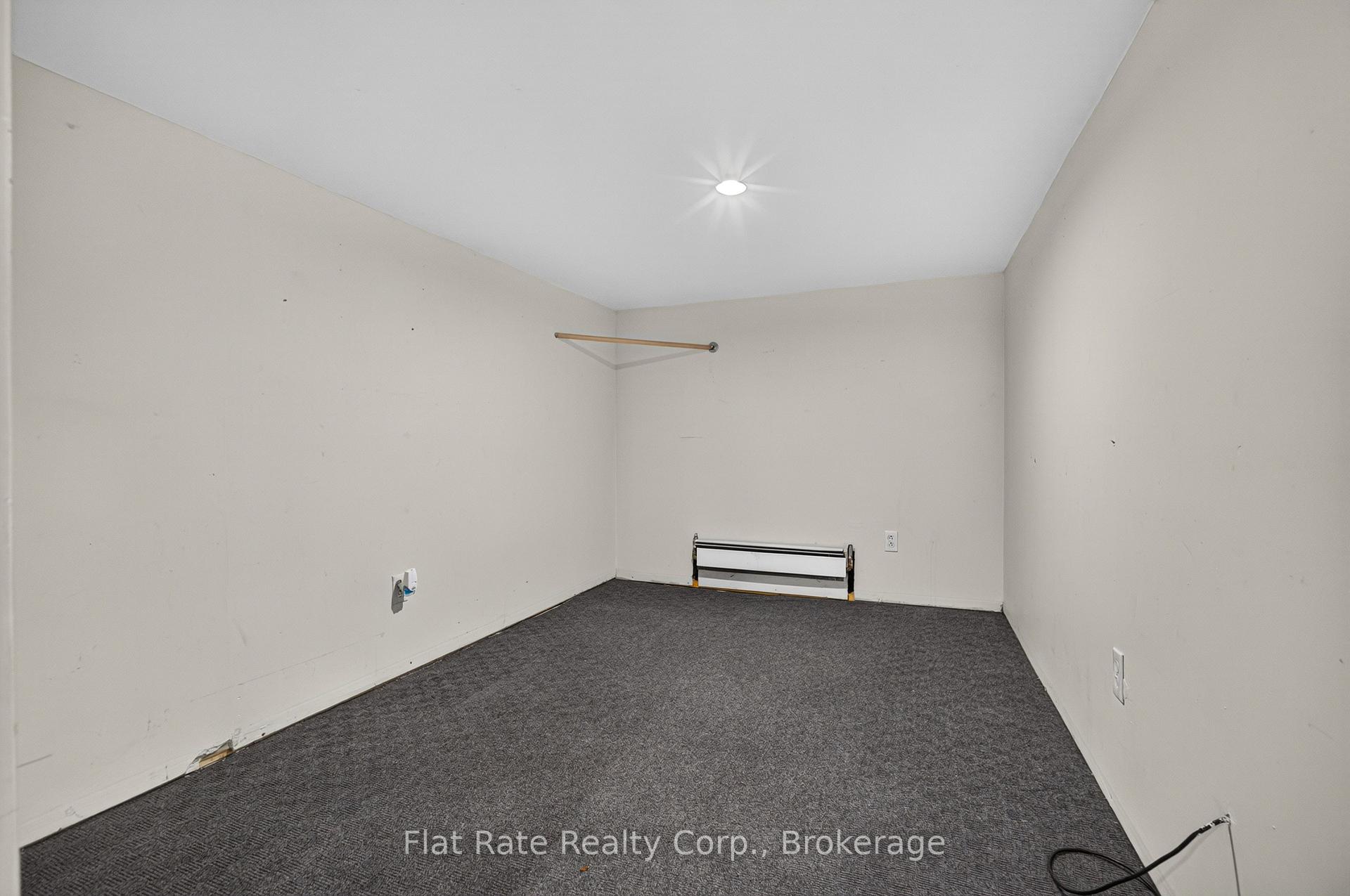 Photo 11 of 478 Donegal Street, Peterborough, Town Ward 3 — HOMEH