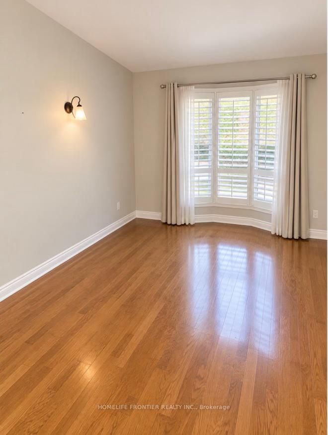Photo 13 of 82 Charnwood Place, Markham, Aileen-Willowbrook — HOMEH