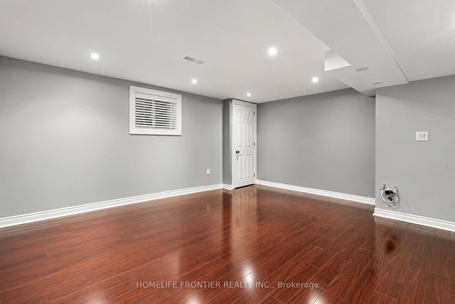 Photo 16 of 82 Charnwood Place, Markham, Aileen-Willowbrook — HOMEH