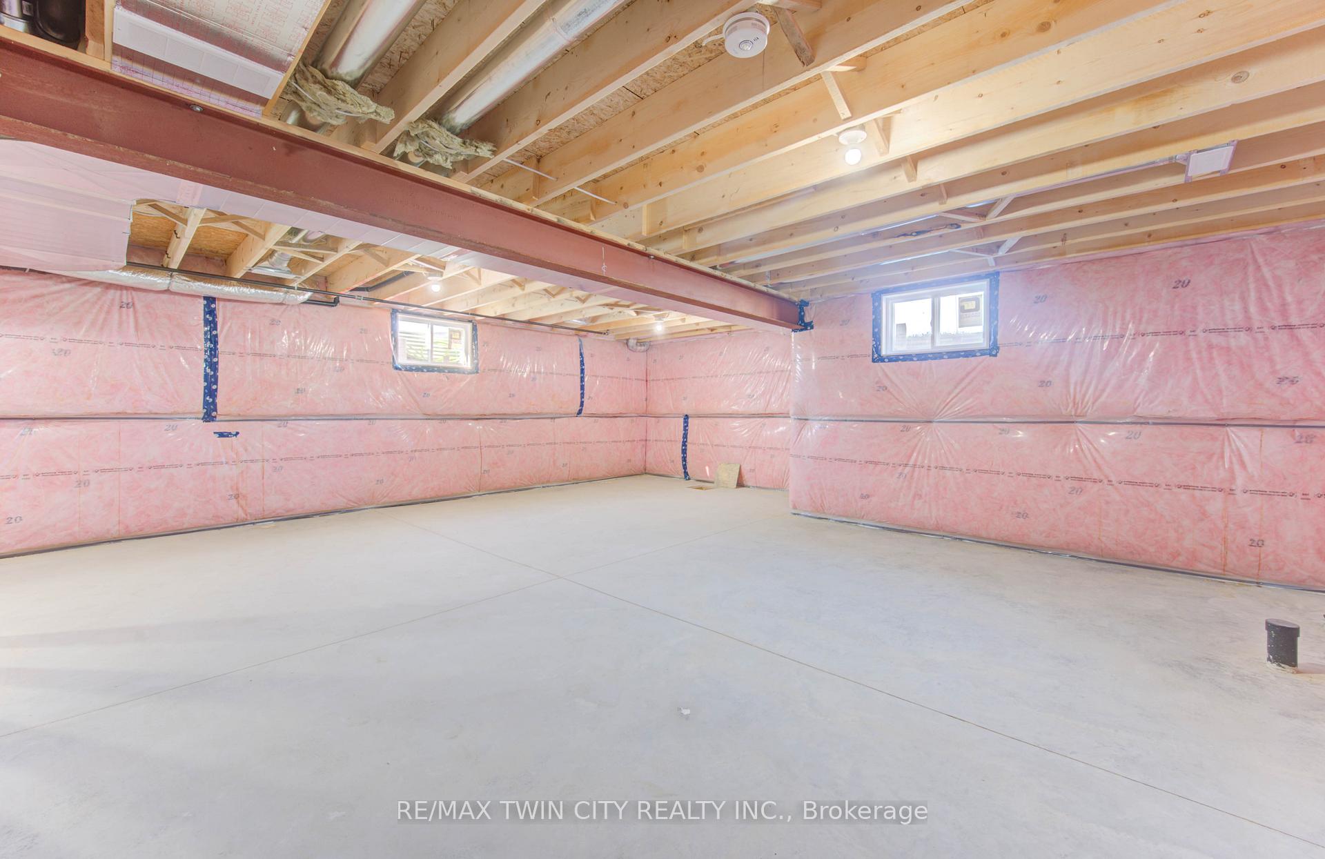 Photo 31 of 171 Otterbein Road, Kitchener, Grand River North — HOMEH