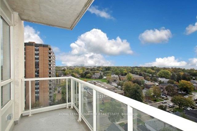 Photo 14 of Unit 1109, 3865 Lake Shore Boulevard W, Etobicoke, Long Branch — HOMEH